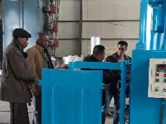 非洲朋友來公司訂購焚燒爐